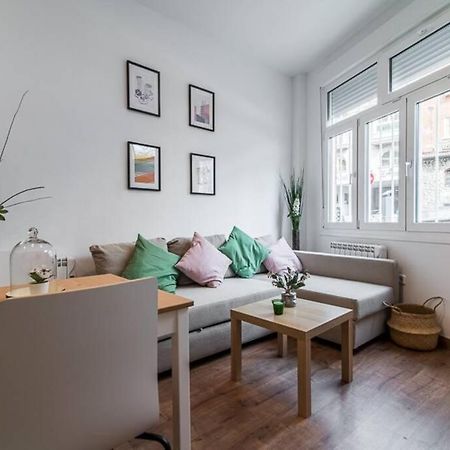 #15Pin-2 Apartamento De Un Dormitorio Plaza Castilla Madrid Exteriér fotografie